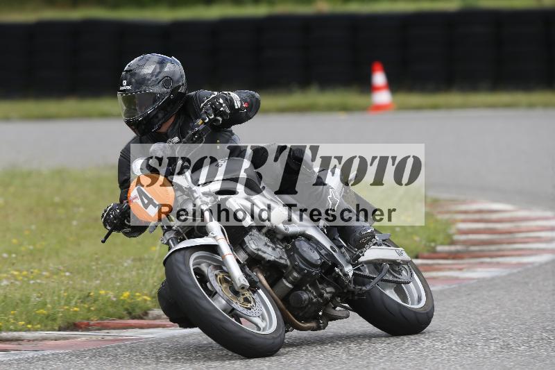 Archiv-2025/22 06.06.2025 DISCOVER the BIKE ADR/Race 3 rot/4